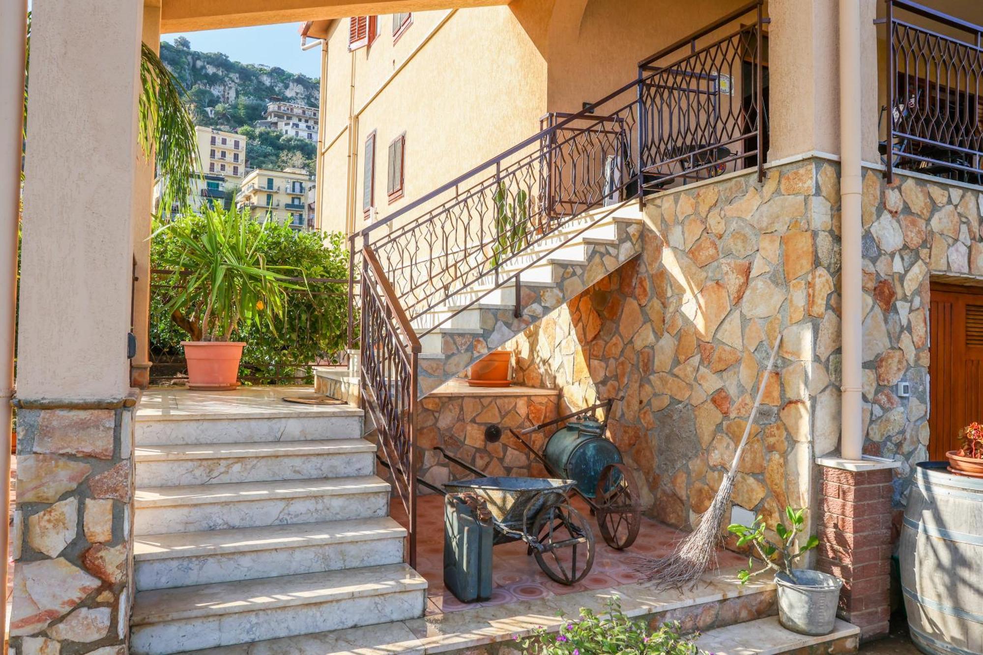 B&B Giardino Dei Cedri Trabia Exterior foto